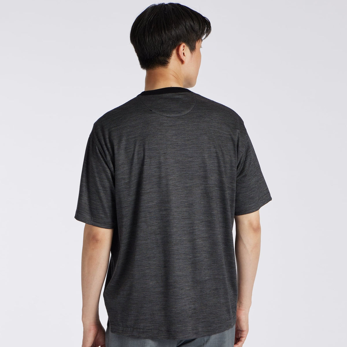 Short sleeve cut sew