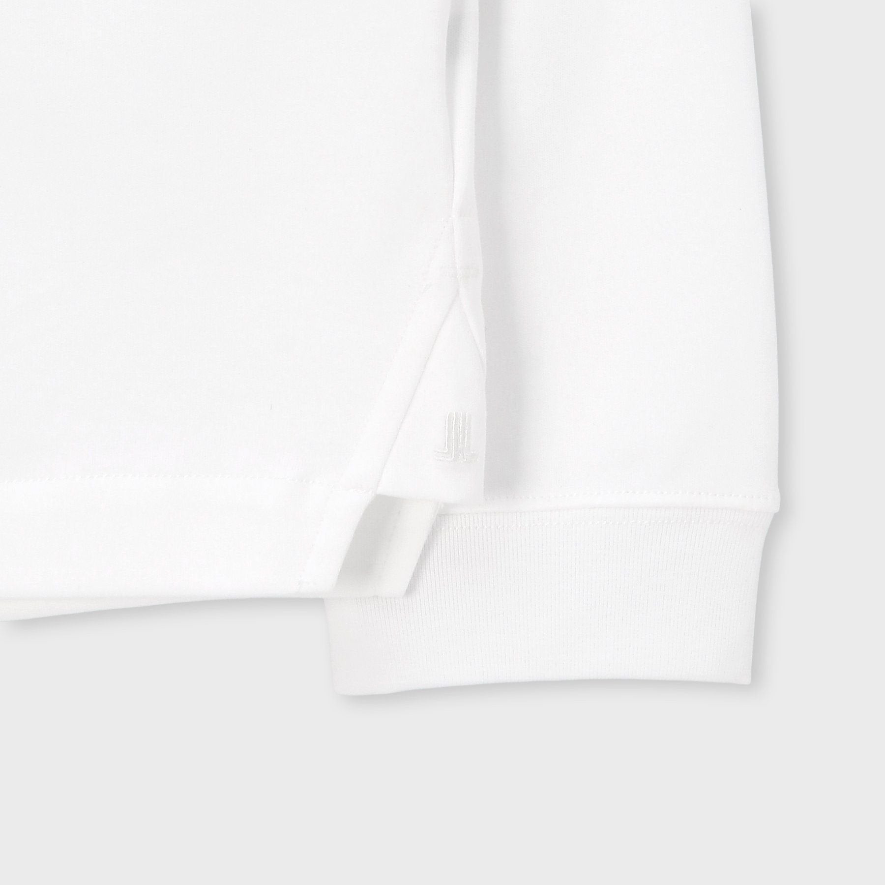 長袖Tシャツ