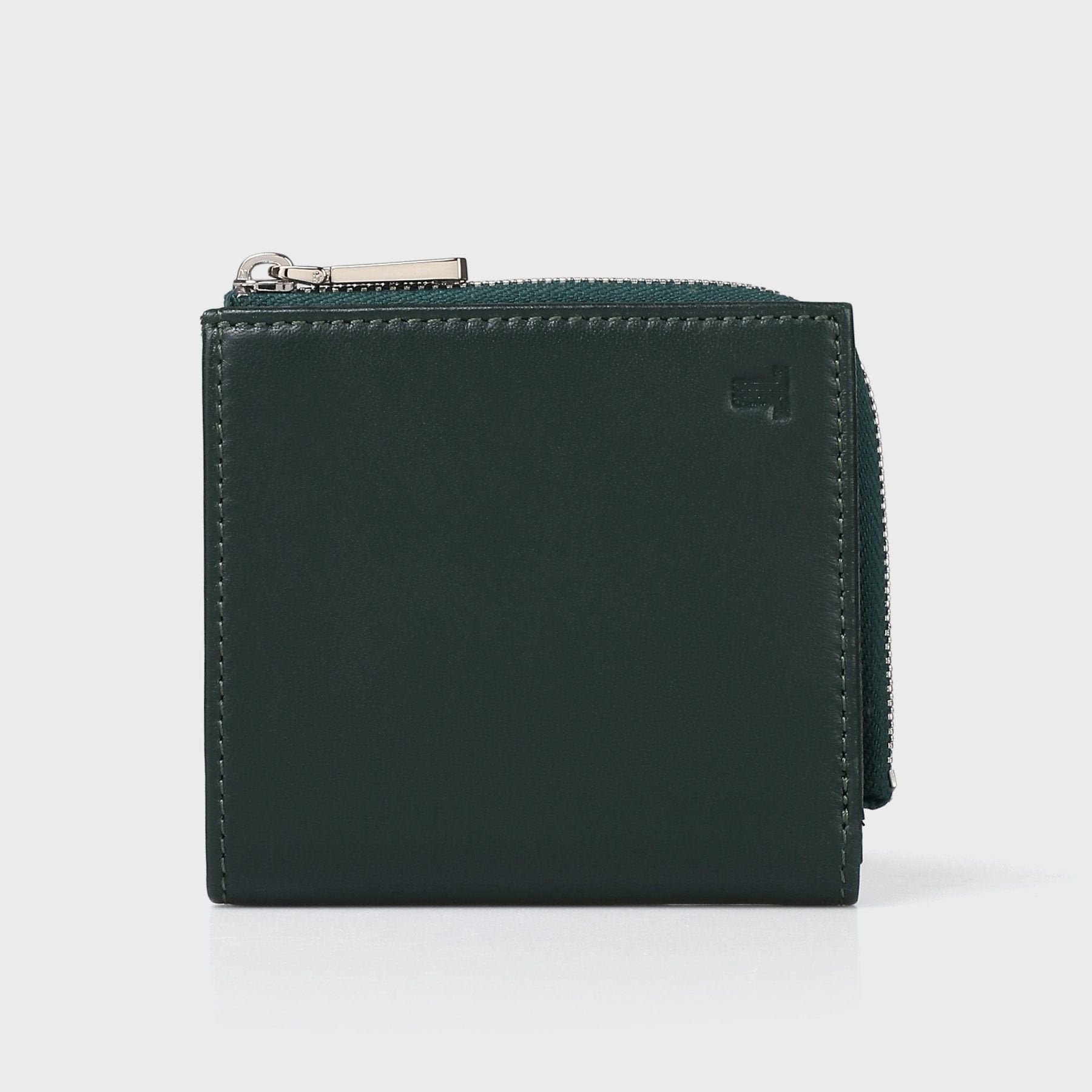 Leather accessories (bi-fold wallet)
