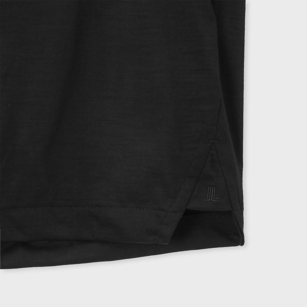 Short sleeve cut sew