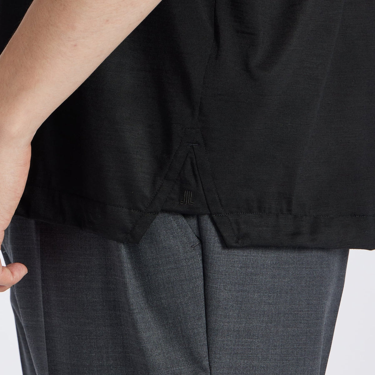 Short sleeve cut sew