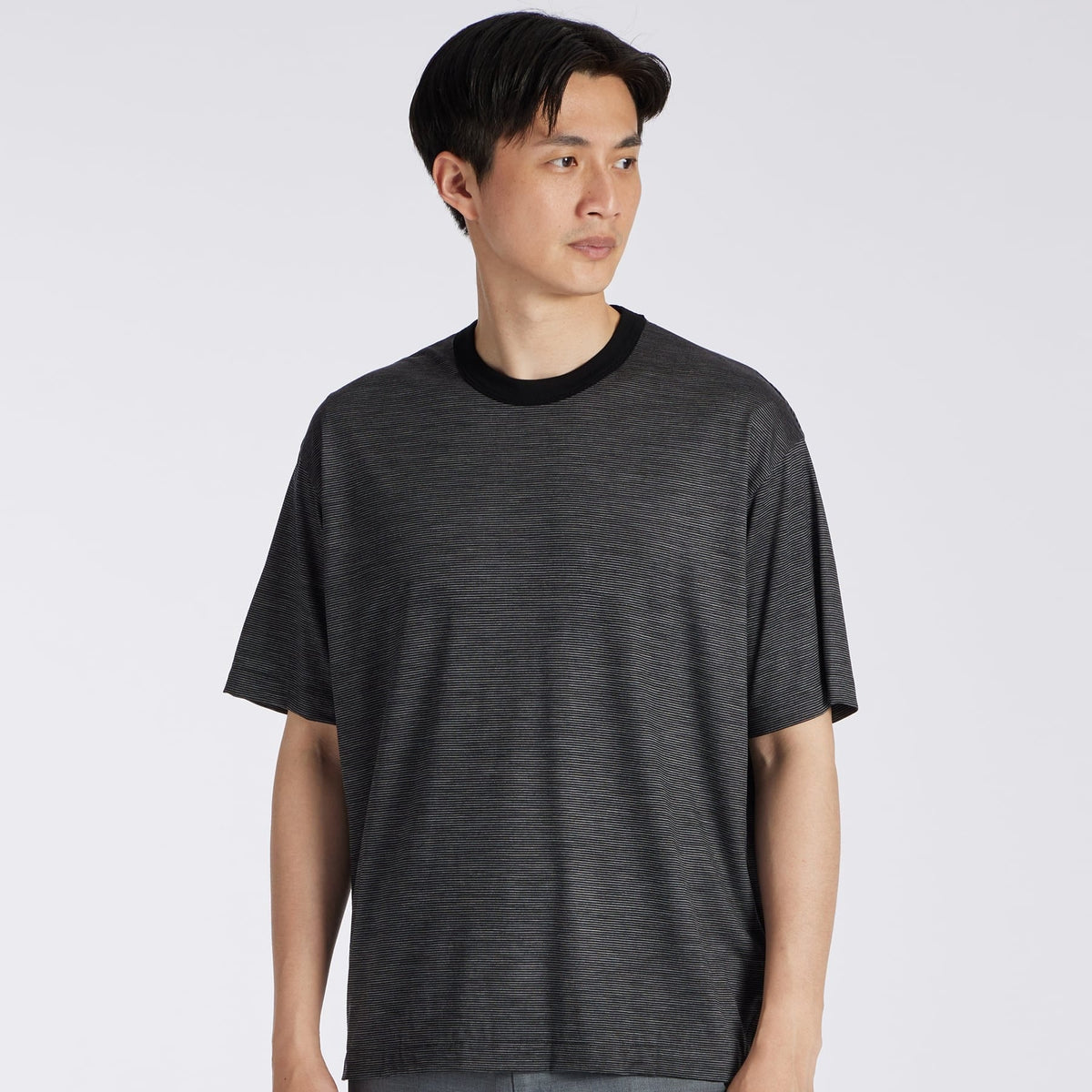Short sleeve cut sew