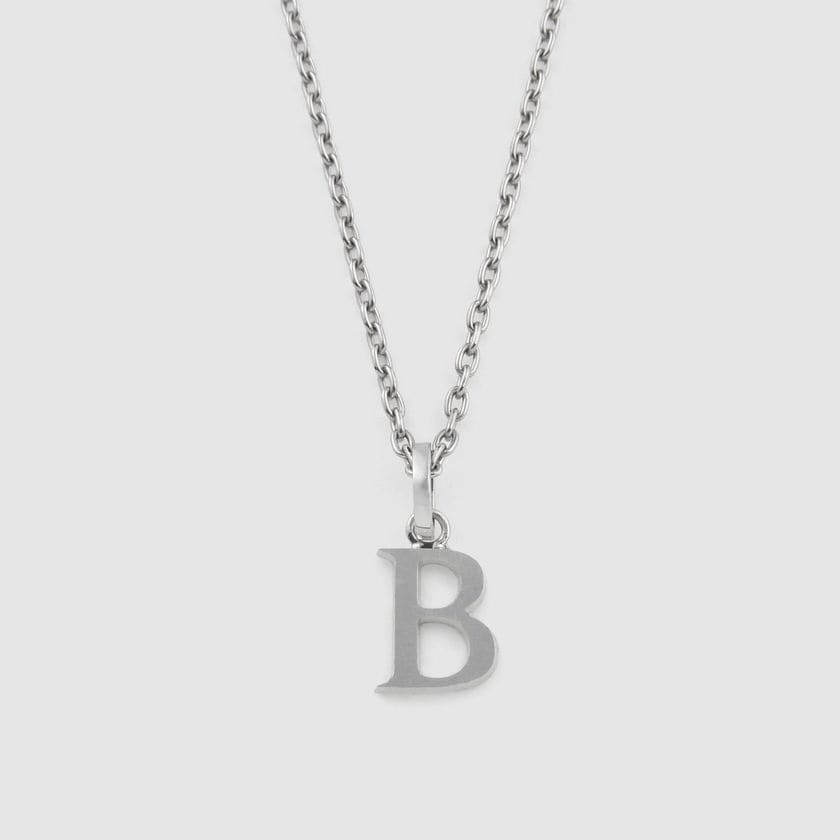 ALPHABET NECKLACE B