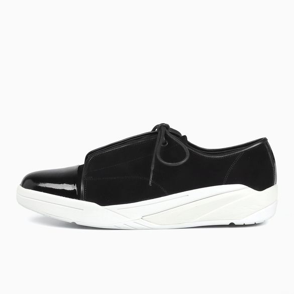 SUEDE SNEAKERS 02